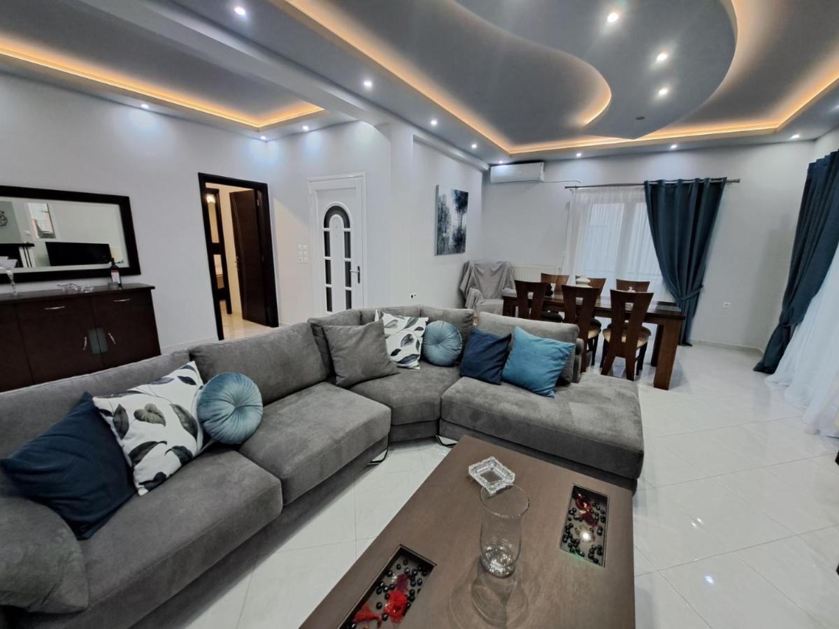 Luxury Apartment Amarynthos Esterno foto