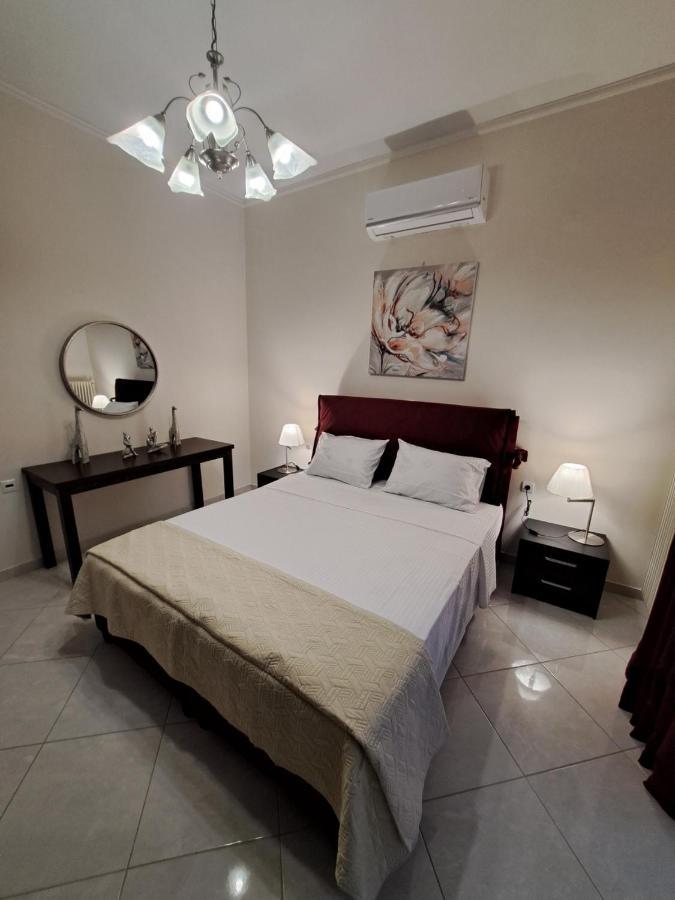 Luxury Apartment Amarynthos Esterno foto