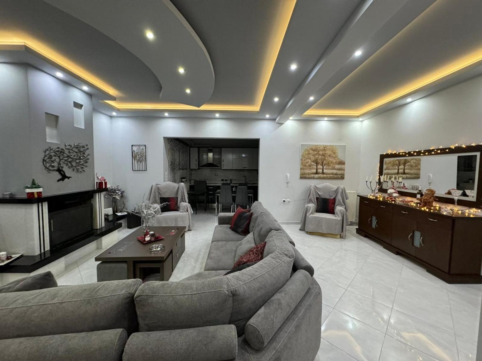 Luxury Apartment Amarynthos Esterno foto
