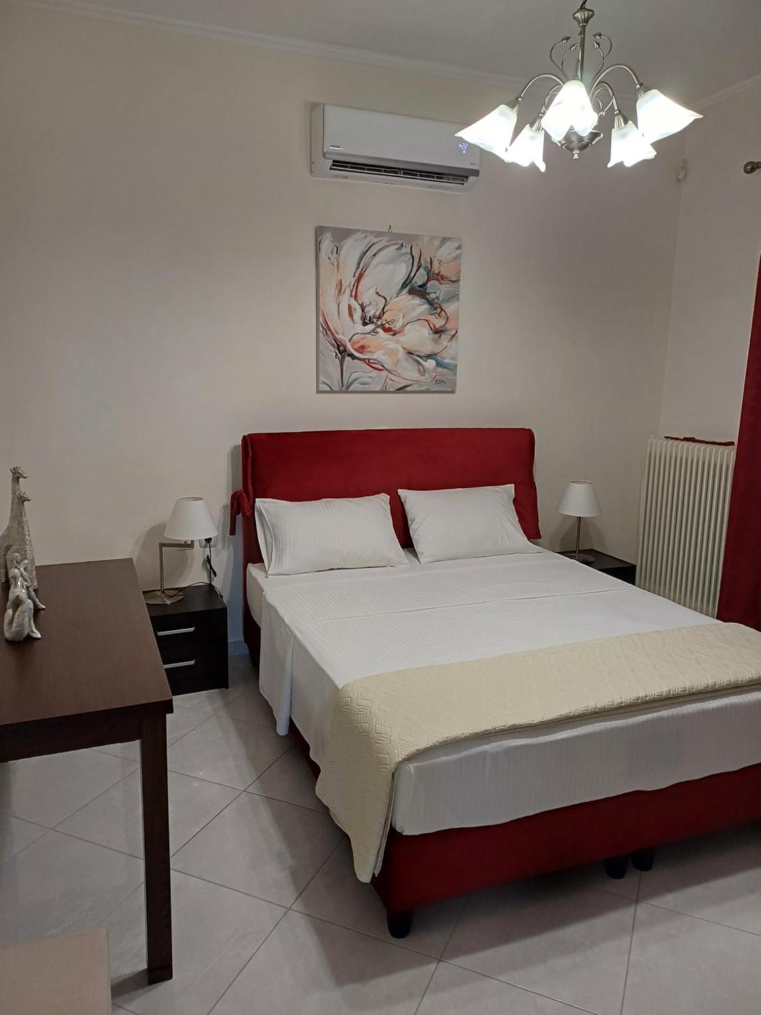 Luxury Apartment Amarynthos Esterno foto